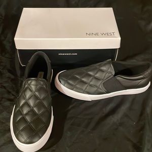 NIB Nine West Lacie Black Multi Slip On Sneakers Women's Size 8